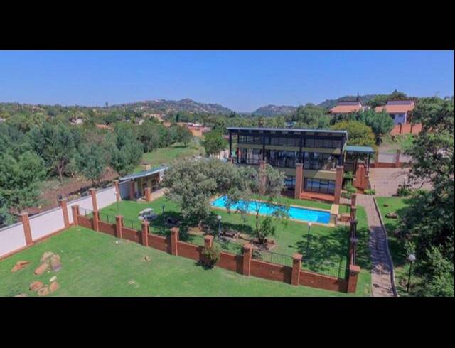 2 BEDROOM TOWNHOUSE SOLD IN GLENVISTA
